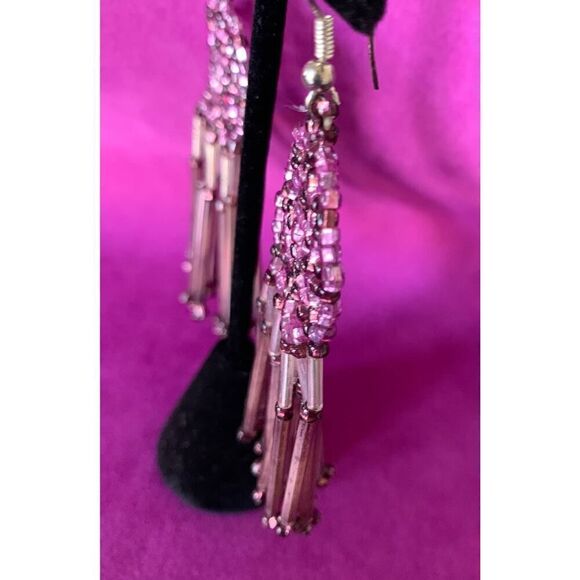 Hand crocheted Purple hues and Clear beaded earrings in Silver plate, Vintage - Picture 4 of 4